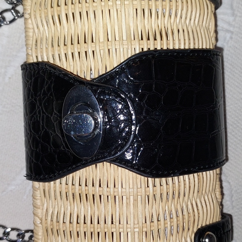 Wicker/ Rattan Bag - Picture 2 of 12